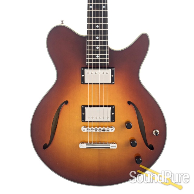 Eastman Romeo Semi-Hollow Electric Guitar #P2100370 — image 1
