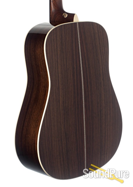 Martin HD-28 Sitka/Rosewood Acoustic Guitar #2259392 - Used — image 2