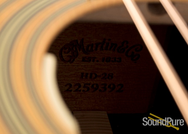 Martin HD-28 Sitka/Rosewood Acoustic Guitar #2259392 - Used — image 4