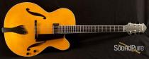 Benedetto Bravo Honey Blonde/Espresso S1549 Archtop Guitar Benedetto Bravo Honey Blonde/Espresso S1549 Archtop Guitar