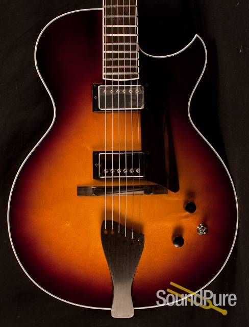 Benedetto Bambino Antique Burst S1926 Archtop Guitar — image 4