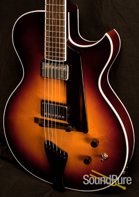 Benedetto Bambino Antique Burst S1926 Archtop Guitar — image 7