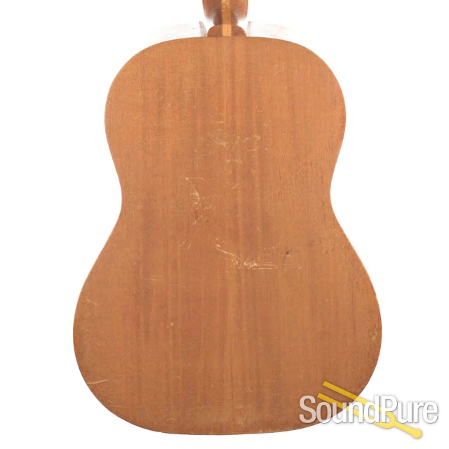 Gibson C-0 Spruce/Mahogany Nylon Guitar #067980 - Used — image 9