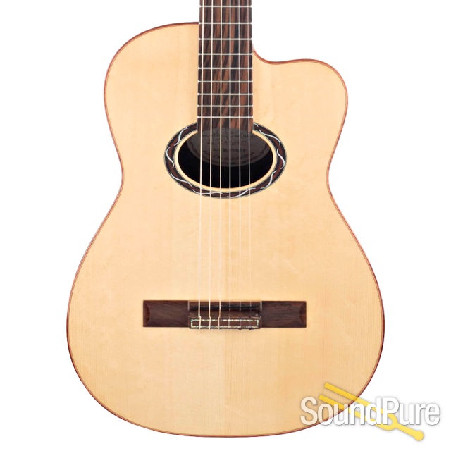 Buscarino Short Scale Cabaret Nylon #DC09120517 - Used — image 1