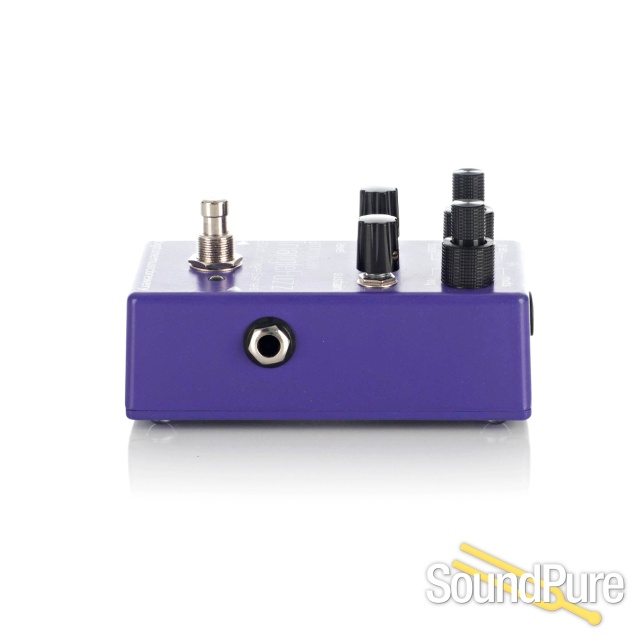 BigToneMusicBrewery American Triangle Fuzz Pedal - Used — image 3