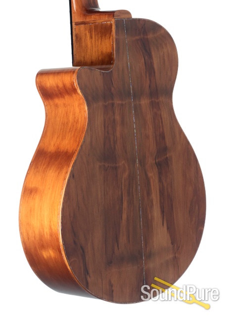 L.J. Williams Tui Model Tanekaha/Kauri Guitar #11154 - Used — image 2