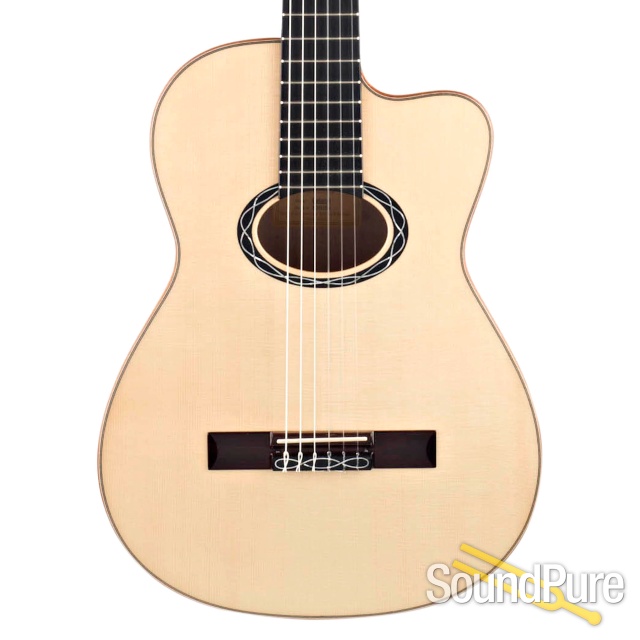 Eastman Cabaret-JB Nylon String Archtop #M2011556 - Used — image 1