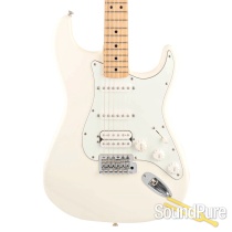 Fender Standard Strat HSS Arctic White #MX15674817 - Used Fender Standard Strat HSS Arctic White #MX15674817 - Used