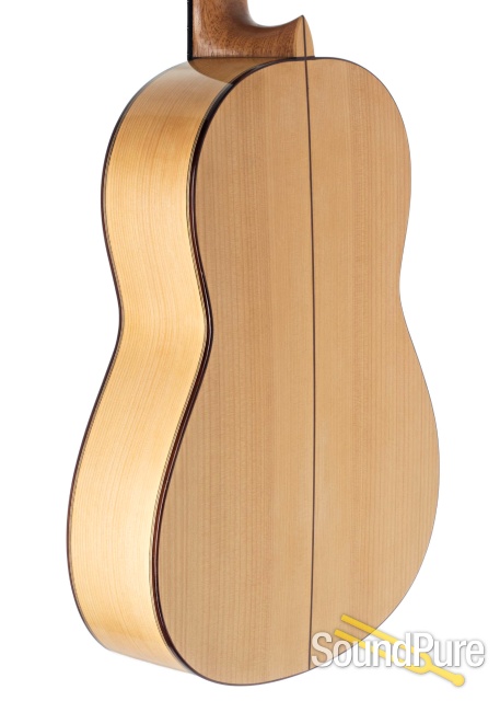 Eduardo Duran Ferrer Concert Blanca Flamenco Guitar - Used — image 2