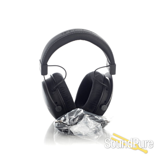 Beyerdynamic DT 1770 Pro Headphones - Used — image 4