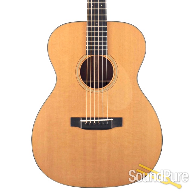 Martin OM-18V Sitka/Mahogany Acoustic Guitar #1221771 - Used — image 1