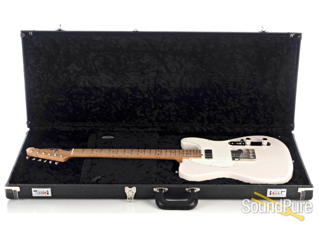 Tuttle Custom Classic Hollow T Mary Kay White Guitar #682 — image 4