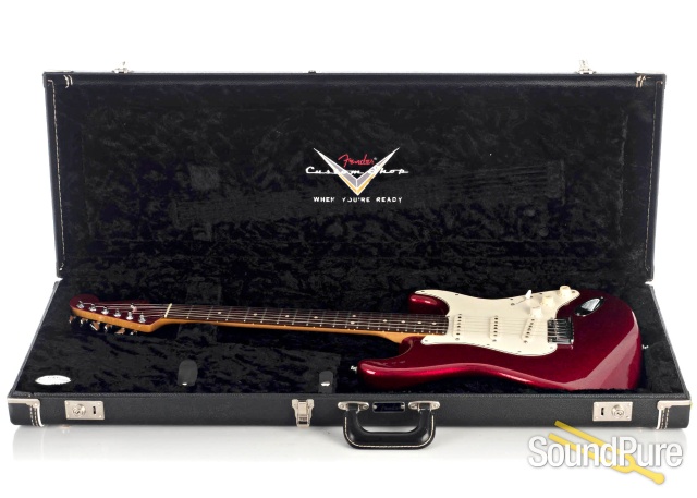 Fender Custom Classic Strat Red Sparkle #CZ514799 - Used — image 4