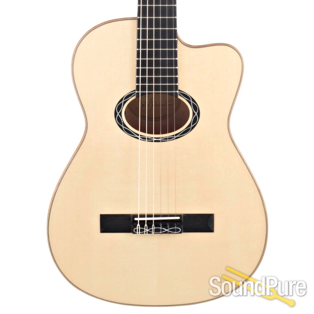 Eastman Cabaret-JB Nylon String Archtop #M2115937 — image 1