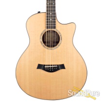 Taylor Baritone-8 Sitka/Indian Rosewood #1104070106 - Used Taylor Baritone-8 Sitka/Indian Rosewood #1104070106 - Used