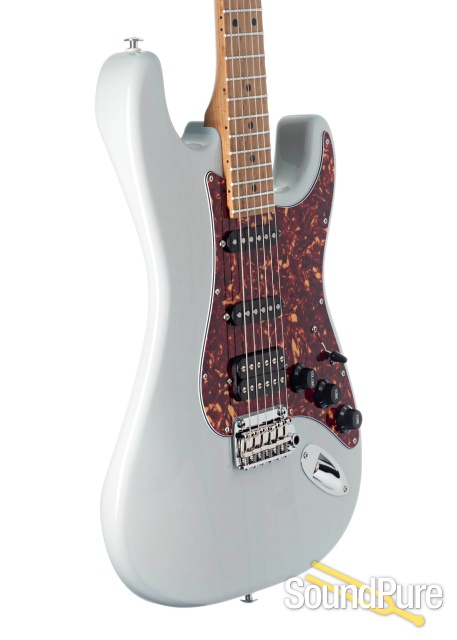Suhr Classic S Paulownia Trans Sonic Blue #66846 — image 3