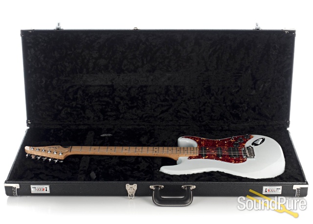 Suhr Classic S Paulownia Trans Sonic Blue #66844 — image 4