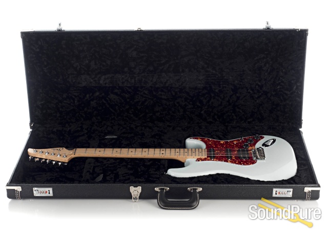 Suhr Classic S Paulownia Trans Sonic Blue #66845 — image 4