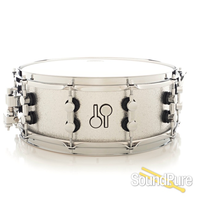 Sonor 5.5x14 SQ2 Medium Maple Snare Drum- Silver Sparkle — image 1