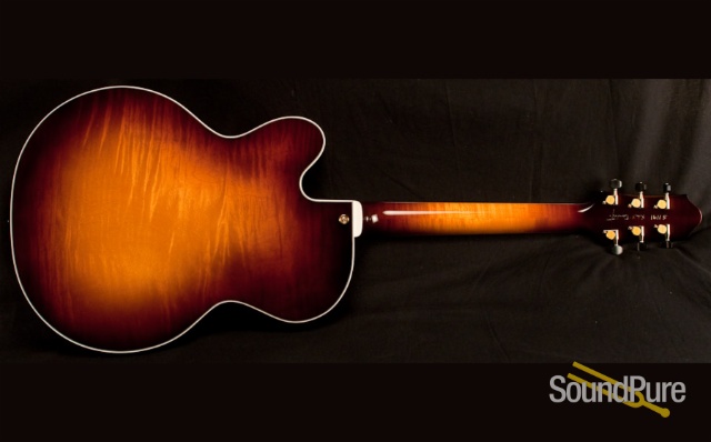 Benedetto Bravo Antique Burst Archtop Guitar S1191 - USED — image 6
