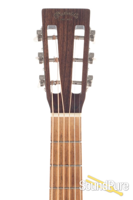 Martin 000-17SM Spruce/Mahogany Guitar #1837746 - Used — image 5