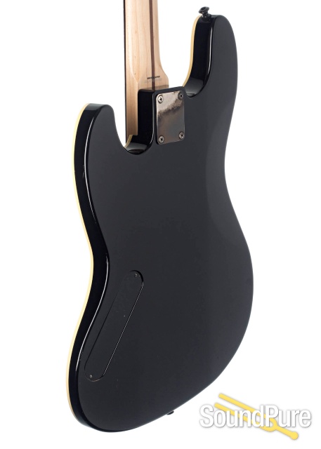Fender Aerodyne Jazz Bass Black #JD1600805 - Used — image 2
