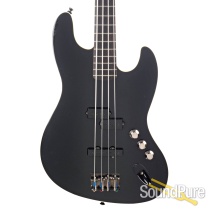 Fender Aerodyne Jazz Bass Black #JD1600805 - Used