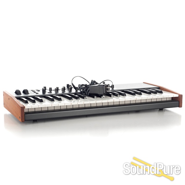 Dave Smith Mopho X4 Monophonic Synthesizer - Used — image 3