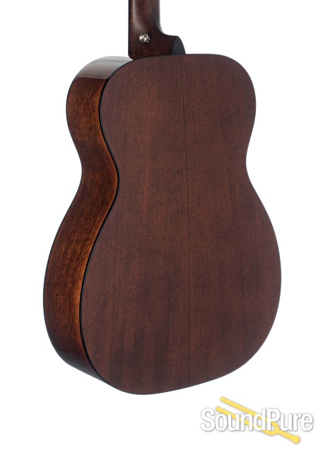 Martin 00-18 Sitka/Mahogany Acoustic Guitar #2502929 - Used — image 2