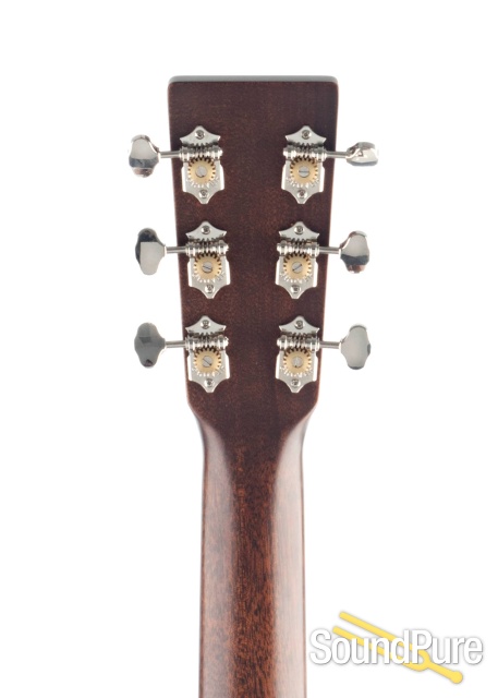 Martin 00-18 Sitka/Mahogany Acoustic Guitar #2502929 - Used — image 6