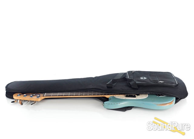 Fender JMJ Road Worn Mustang Bass Daphne #MX21500206 - Used — image 4