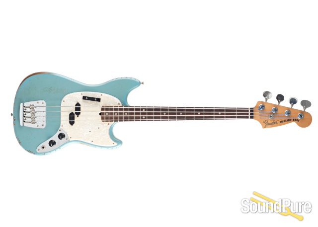 Fender JMJ Road Worn Mustang Bass Daphne #MX21500206 - Used — image 8