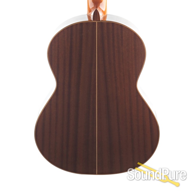 Jose Ramirez R1 Cedar/Mahogany Nylon String #2008 - Used — image 7