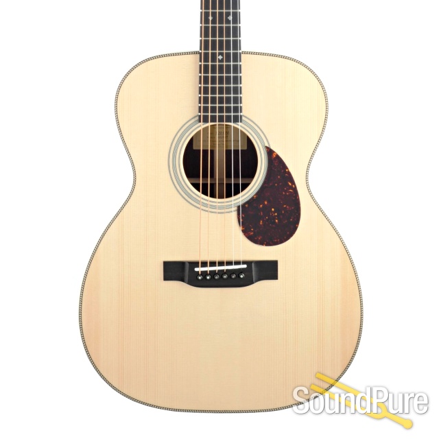 Eastman E20OM Adirondack/Rosewood Acoustic #M2129677 — image 1