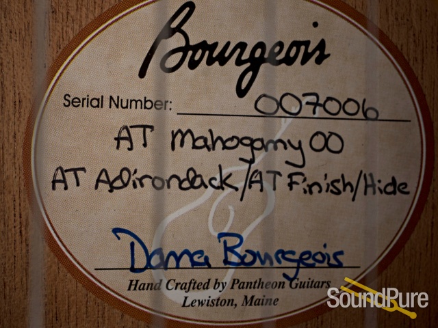 Bourgeois 00 Aged Tone Adirondack/Mahogany #007006 - Used — image 2