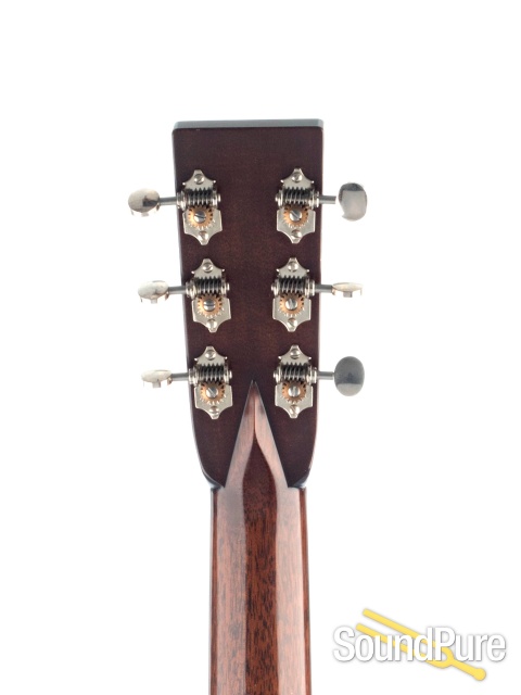 Bourgeois 00 Aged Tone Adirondack/Mahogany #007006 - Used — image 7
