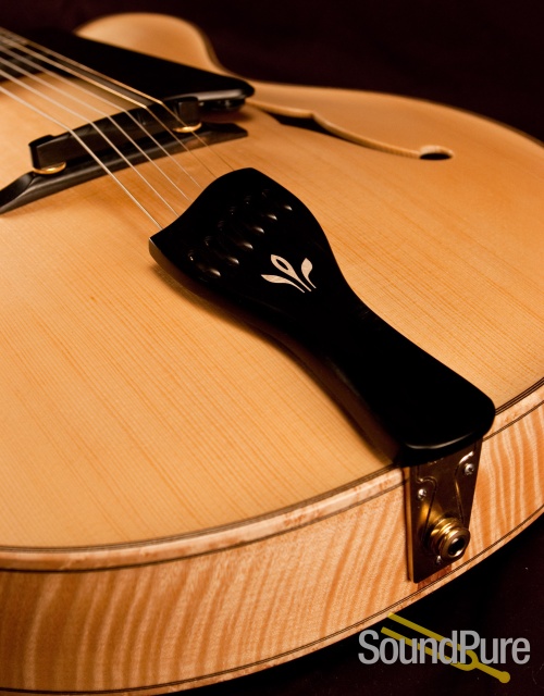 Buscarino Artisan SP05105310 Archtop Guitar - USED - MINT! — image 8