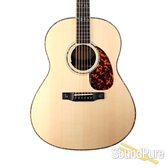 Larrivee L-10 Custom Moon Spruce/EIR Guitar #133844 - Used — image 1