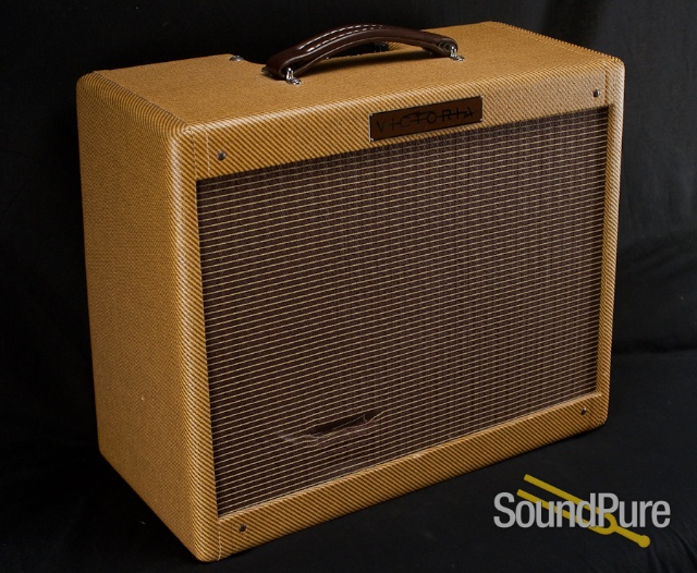 Victoria 5112 tweed combo amp - USED — image 1