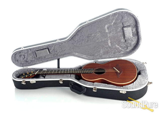 Lowden Wee Lowden Redwood/Rosewood Fan Fret #20420 - Used — image 6