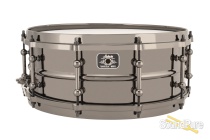 Ludwig 5.5x14 Universal Brass Snare Drum-Black Nickel Ludwig 5.5x14 Universal Brass Snare Drum-Black Nickel