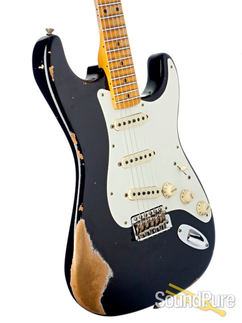 Fender '59 Stratocaster Heavy Relic Guitar #CZ543183 - Used — image 2