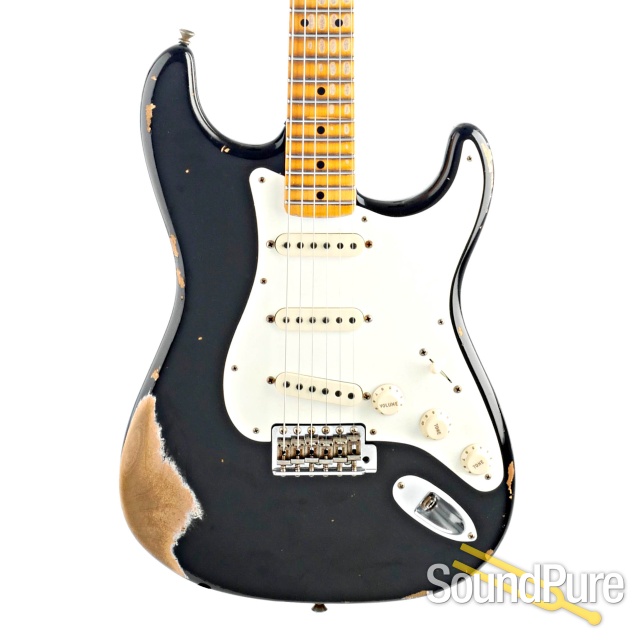 Fender '59 Stratocaster Heavy Relic Guitar #CZ543183 - Used — image 1