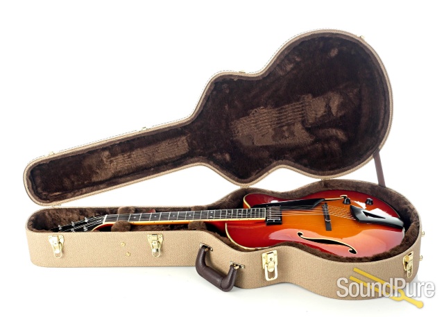 Comins GCS-16-1 Violin Burst Archtop Guitar #118126 - Used — image 4