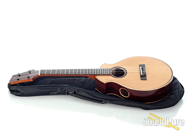 Hoffman HL Style Custom Spruce/Padauk Ukulele - Used — image 3