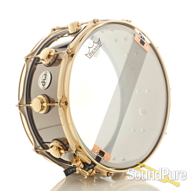 DW 6.5x14 Collectors Black Nickel over Brass Snare Drum-Used — image 3