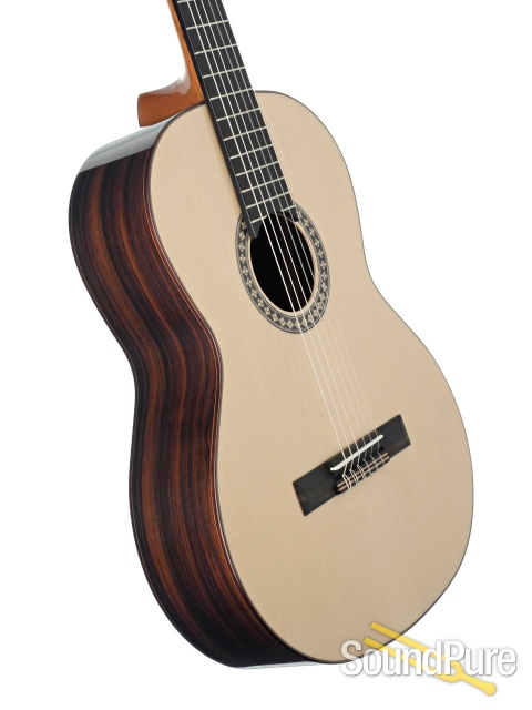 Kremona Romida Spruce/Rosewood Nylon Guitar #44-005-3-01 — image 3
