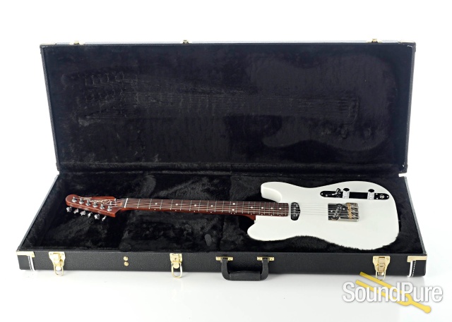 Godin Stadium HT Electric Guitar #22243118 - Used — image 4