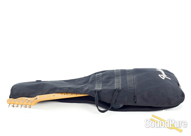 Fender Modern Player Tele Thinline Deluxe #CGF1214545 - Used — image 4