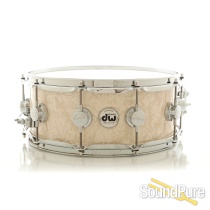 DW 6x14 Collectors Maple Mahogany Snare Drum-Marine Pearl DW 6x14 Collectors Maple Mahogany Snare Drum-Marine Pearl